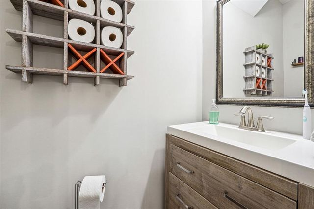 1616 Lansing Bluff Walk, Lawrenceville, GA 30043