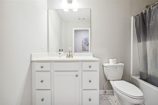 1616 Lansing Bluff Walk, Lawrenceville, GA 30043