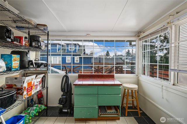 1005 S Alder Street, Tacoma, WA 98405