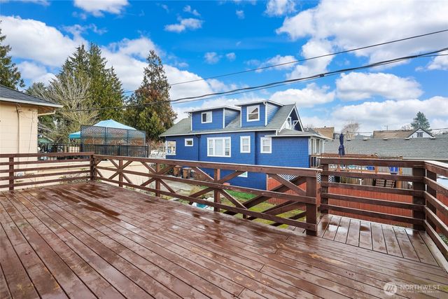 1005 S Alder Street, Tacoma, WA 98405