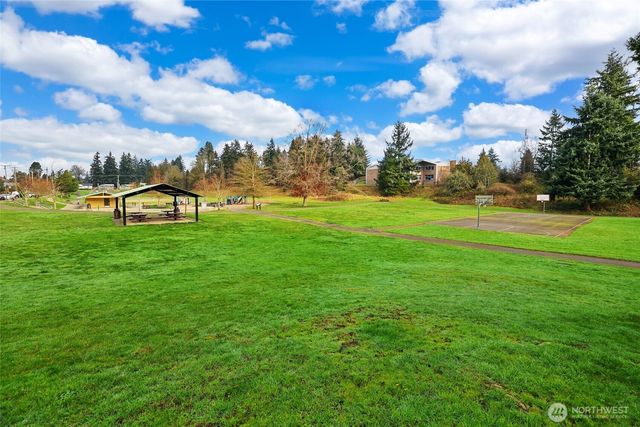 1005 S Alder Street, Tacoma, WA 98405