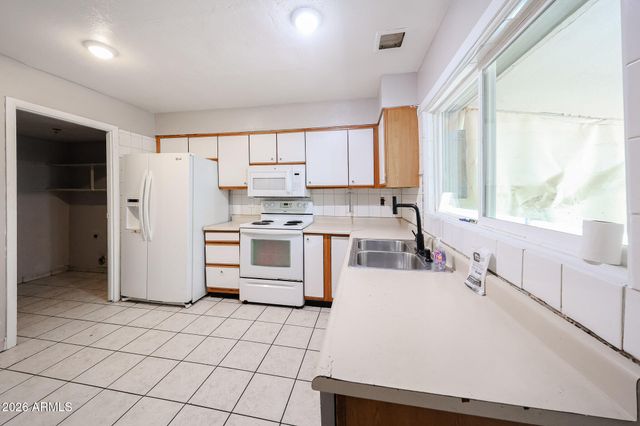 2646 W WOLF Street, Phoenix, AZ 85017