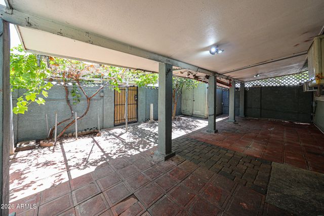 2646 W WOLF Street, Phoenix, AZ 85017