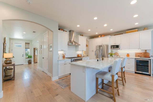 2412 Celestin Ct, Ukiah, CA 95482