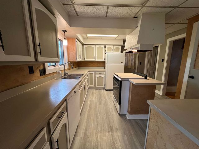 506 E Division Street, Cadillac, MI 49601