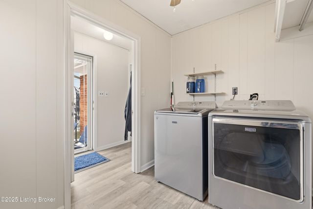 6120 Cooper Chapel Rd, Louisville, KY 40229