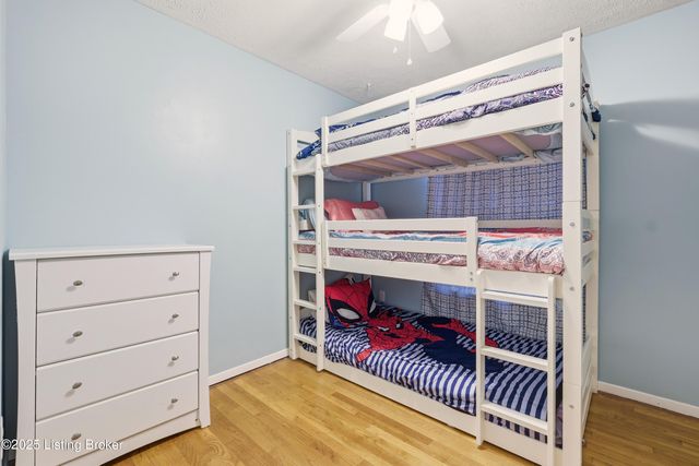 6120 Cooper Chapel Rd, Louisville, KY 40229