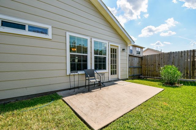 18114 Waverly Hollow Lane, Cypress, TX 77429