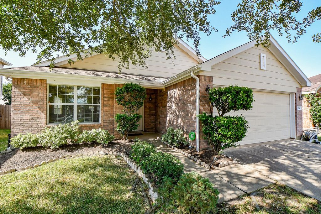 18114 Waverly Hollow Lane, Cypress, TX 77429