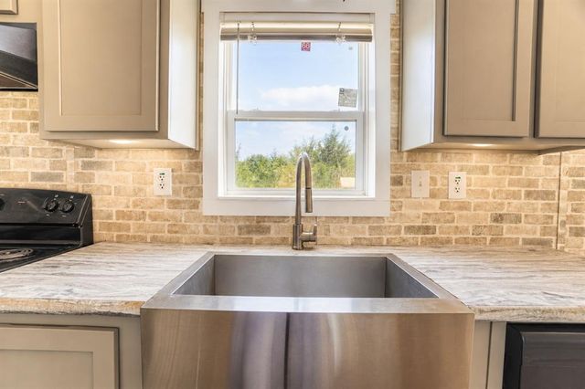 36509 Old Mills Road, Tecumseh, OK 74873