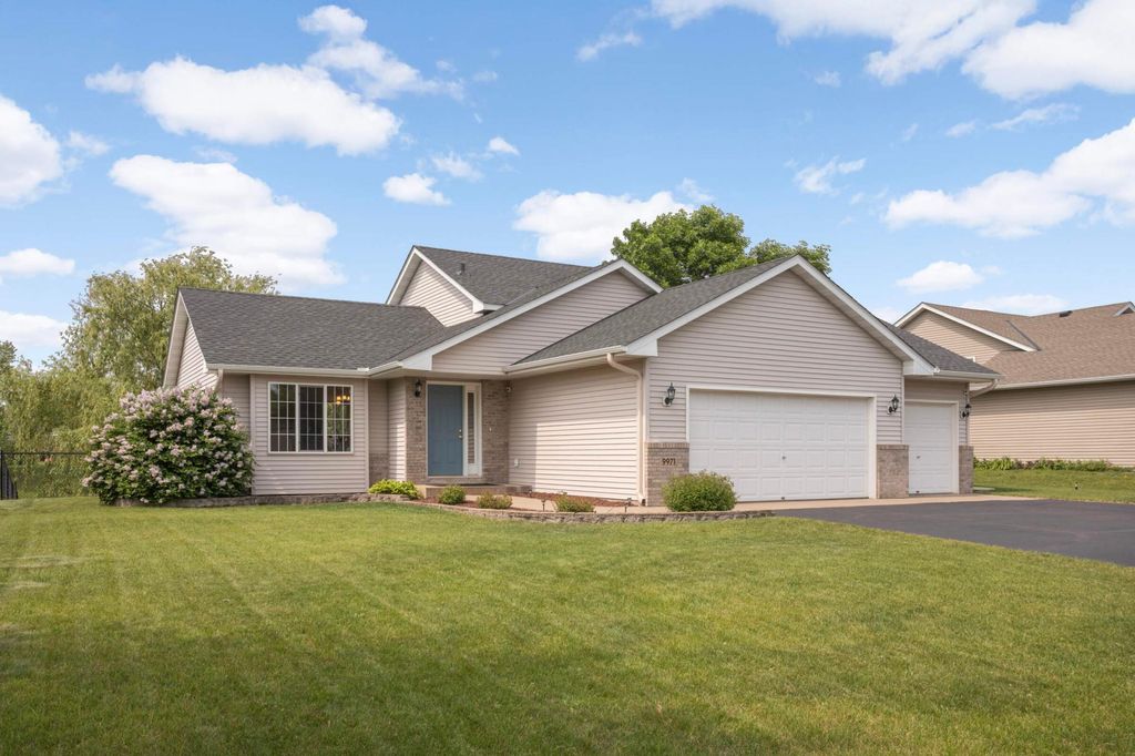 9971 Weston Drive, Monticello, MN 55362