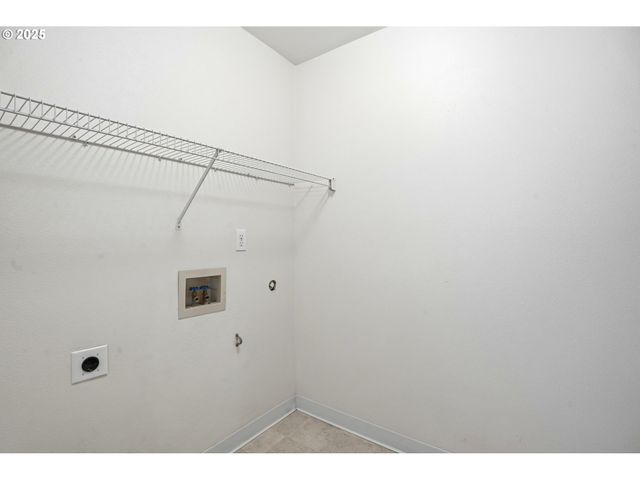 511 Se CLARK Ave, Battle Ground, WA 98604