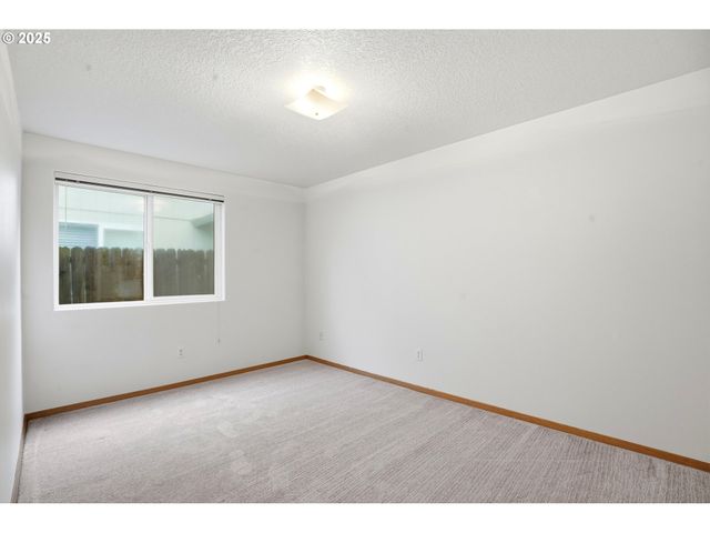 511 Se CLARK Ave, Battle Ground, WA 98604