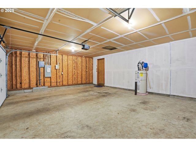 511 Se CLARK Ave, Battle Ground, WA 98604