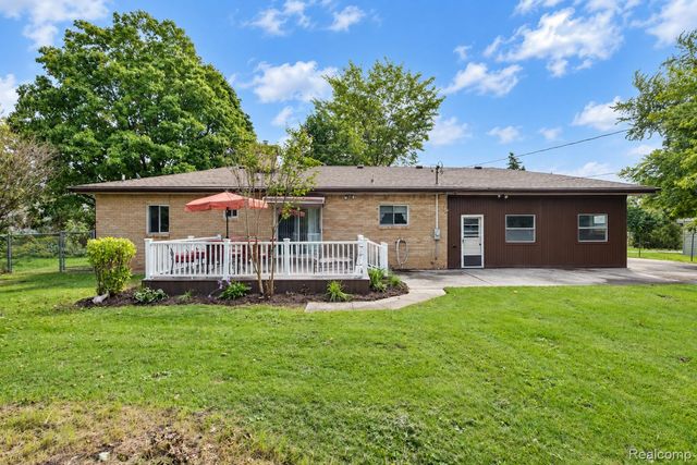 7230 Miller Road, Swartz Creek, MI 48473