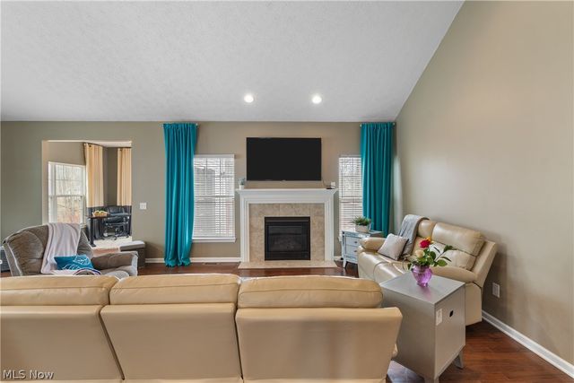 10453 Dogwood Drive, Aurora, OH 44202