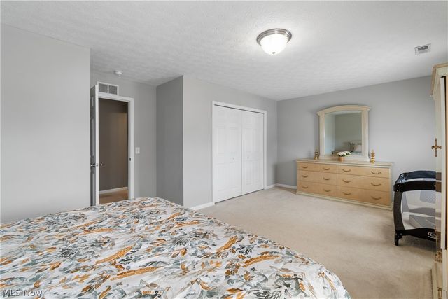 10453 Dogwood Drive, Aurora, OH 44202