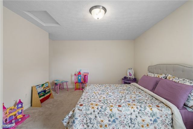 10453 Dogwood Drive, Aurora, OH 44202