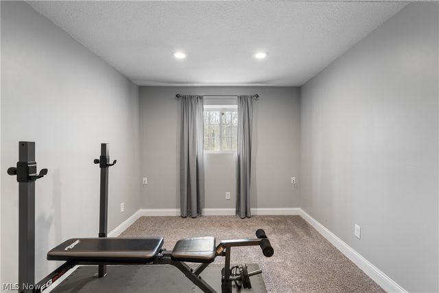 10453 Dogwood Drive, Aurora, OH 44202