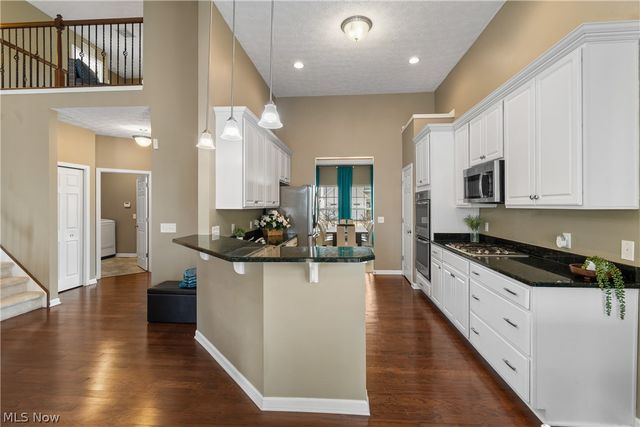 10453 Dogwood Drive, Aurora, OH 44202