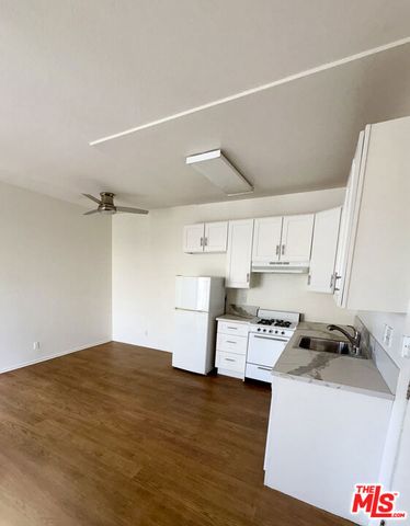 1221 Seward Street 101, Los Angeles, CA 90038