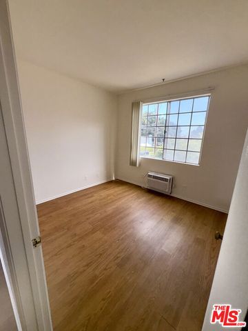 1221 Seward Street 101, Los Angeles, CA 90038