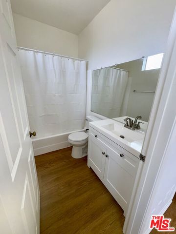 1221 Seward Street 101, Los Angeles, CA 90038