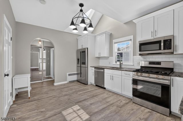 100 Morgan Pl, North Arlington Boro, NJ 07031