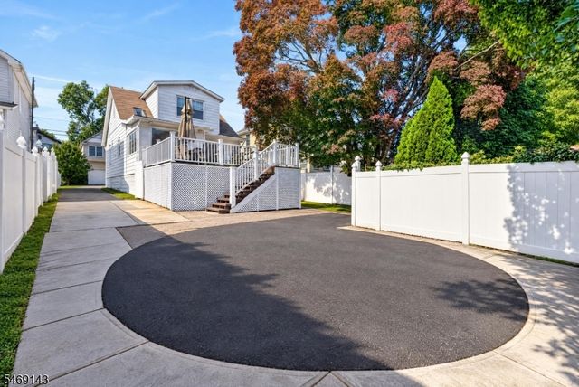 100 Morgan Pl, North Arlington Boro, NJ 07031