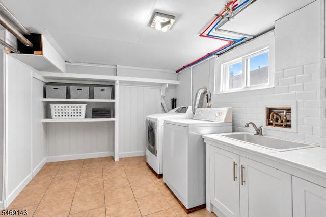 100 Morgan Pl, North Arlington Boro, NJ 07031