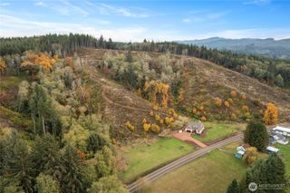 1851 Bloomhardt Road, Raymond, WA 98577