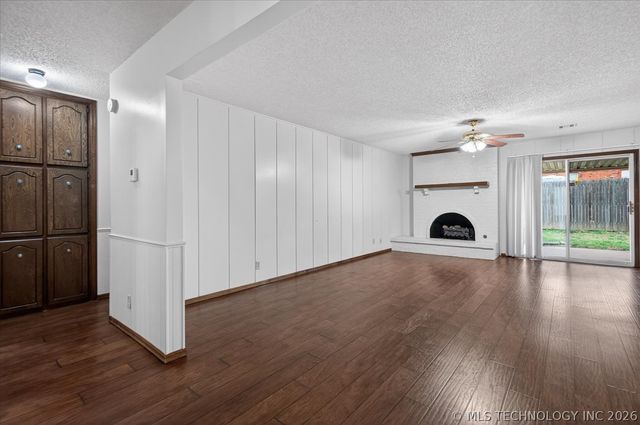 3321 Tuxedo B, Bartlesville, OK 74006