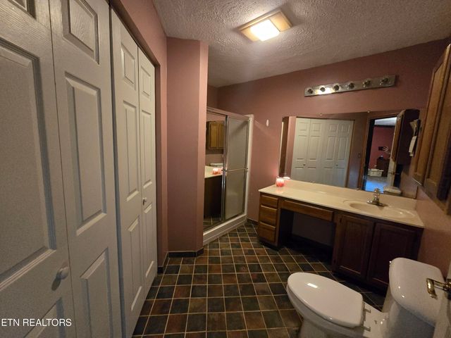 549 Shawanee Rd, Harrogate, TN 37752