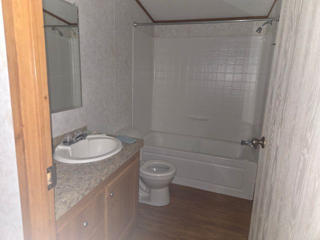 345 Rankin Road, Nashville, AR 71852