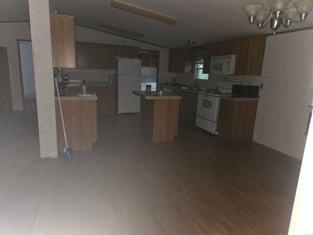 345 Rankin Road, Nashville, AR 71852