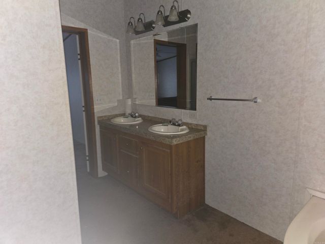 345 Rankin Road, Nashville, AR 71852