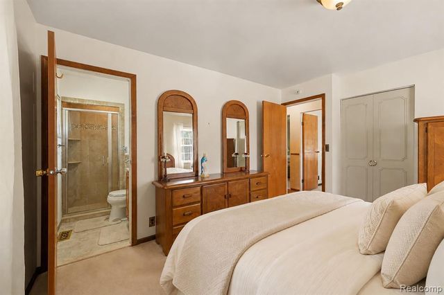 1628 Oneida Trail, Lake Orion, MI 48362