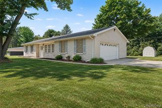 1628 Oneida Trail, Lake Orion, MI 48362