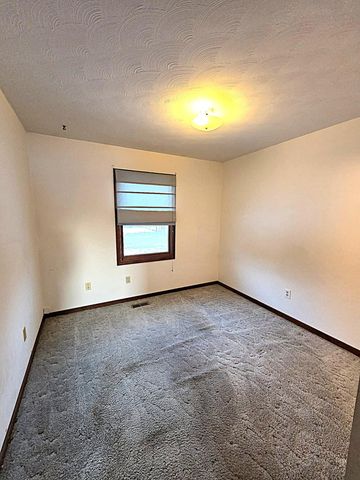 710 Madison Street, Bellevue, MI 49021