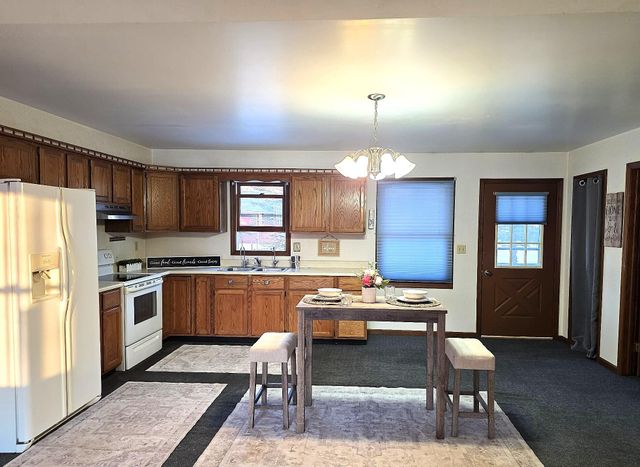 710 Madison Street, Bellevue, MI 49021