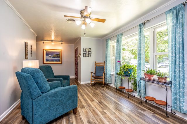124 MARTIN Drive, Lancaster, TX 75146