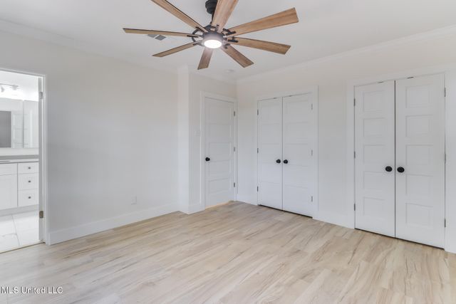 175 Saint Charles Avenue, Biloxi, MS 39530