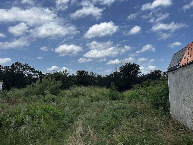 101 N Trails End Circle, Weatherford, TX 76086