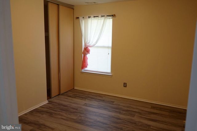 906 ROBERTS LN, Marlton, NJ 08053