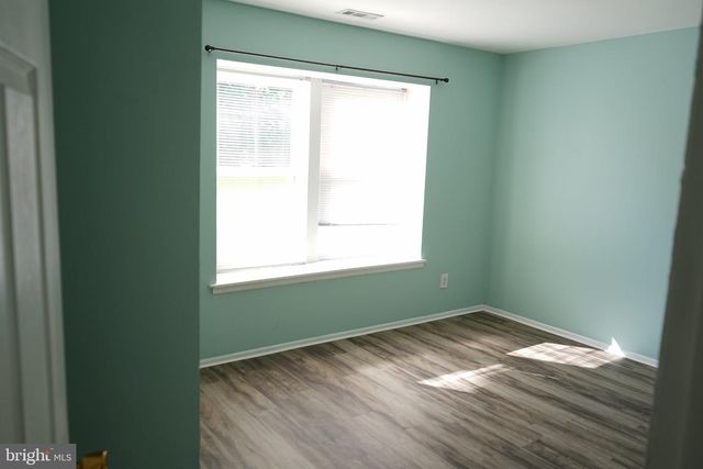 906 ROBERTS LN, Marlton, NJ 08053