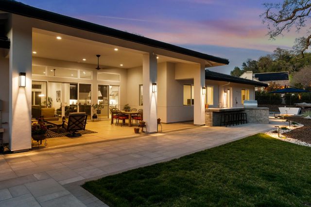 1881 Camino Verdera, Lincoln, CA 95648