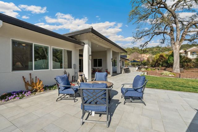 1881 Camino Verdera, Lincoln, CA 95648