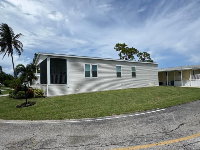 4477 Lady Beverlee Court S, Boynton Beach, FL 33436