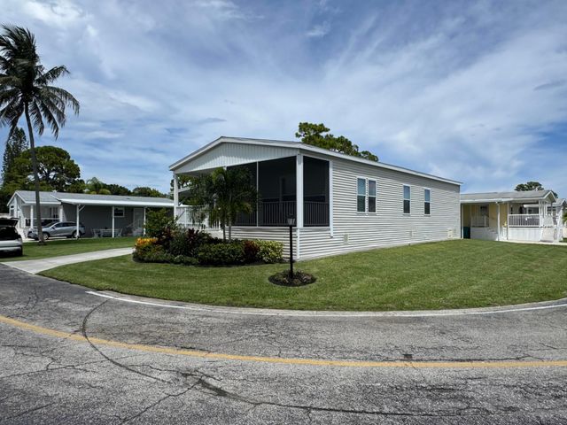 4477 Lady Beverlee Court S, Boynton Beach, FL 33436