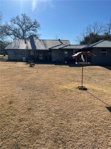 409 W. Morgan St, Franklin, TX 77856